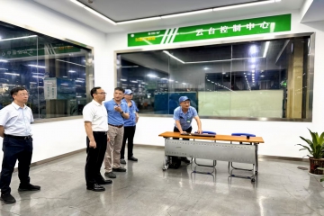 党建赋能发展 助推产业升级 ——安庆市委常委、组织部长梁龙义莅临mansion88明升集团开展调研